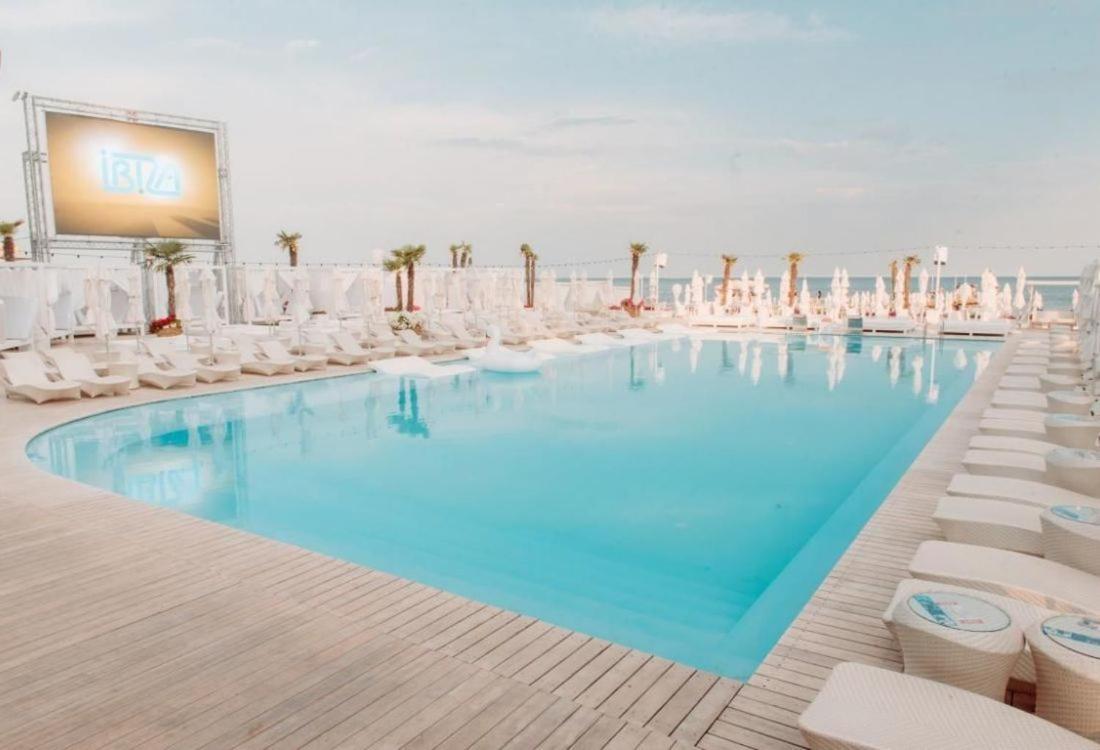 Apartments Arcadia Vip Odessa Exteriör bild